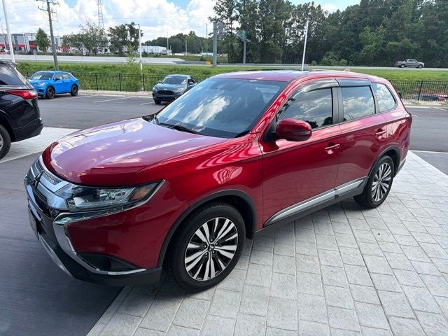 2020 Mitsubishi Outlander SE