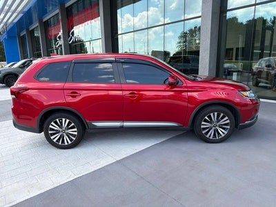 2020 Mitsubishi Outlander SE