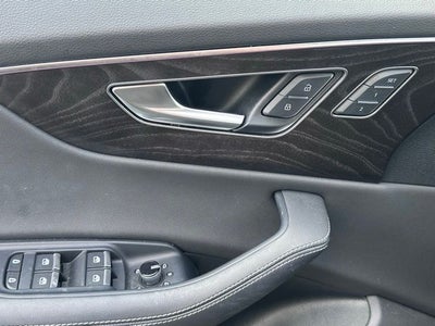2023 Audi Q8 55 Prestige quattro