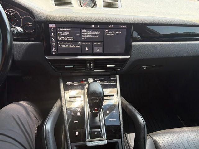 2020 Porsche Cayenne Base