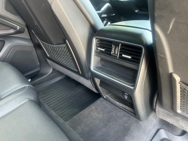2020 Porsche Cayenne Base
