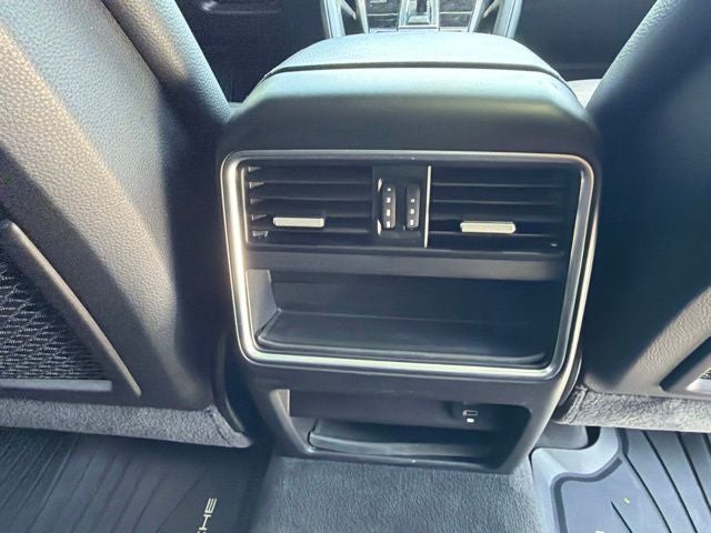 2020 Porsche Cayenne Base