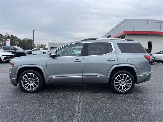 2023 GMC Acadia Denali
