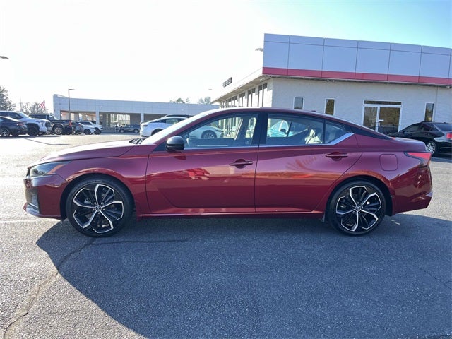 2023 Nissan Altima 2.5 SR