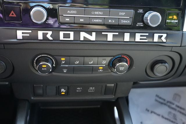 2025 Nissan Frontier SV