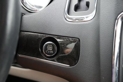2016 Chrysler Town & Country Touring-L