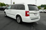 2016 Chrysler Town & Country Touring-L
