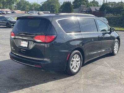 2021 Chrysler Voyager LXI