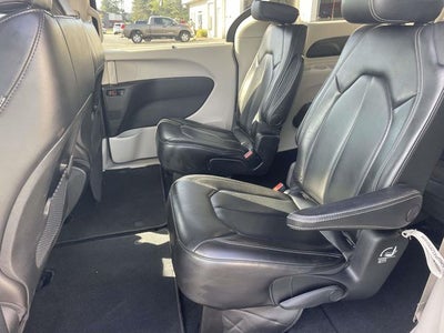 2021 Chrysler Voyager LXI