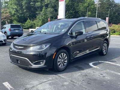 2020 Chrysler Pacifica Touring L Plus