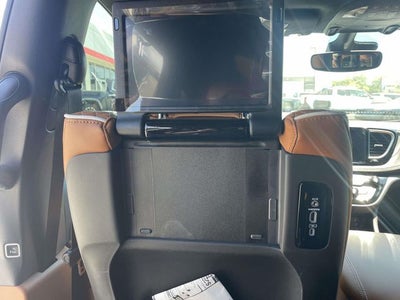 2026 Chrysler Pacifica Pinnacle