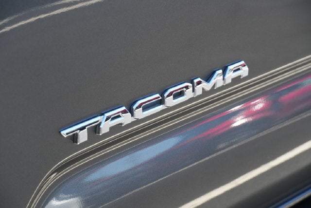 2016 Toyota Tacoma Limited V6