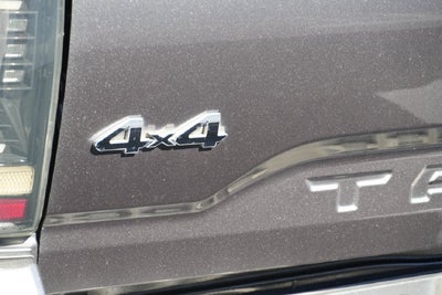 2016 Toyota Tacoma Limited V6