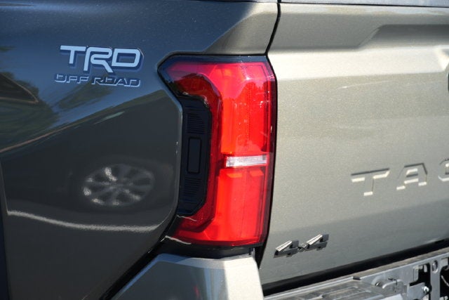 2026 Toyota Tacoma Hybrid TRD Off Road