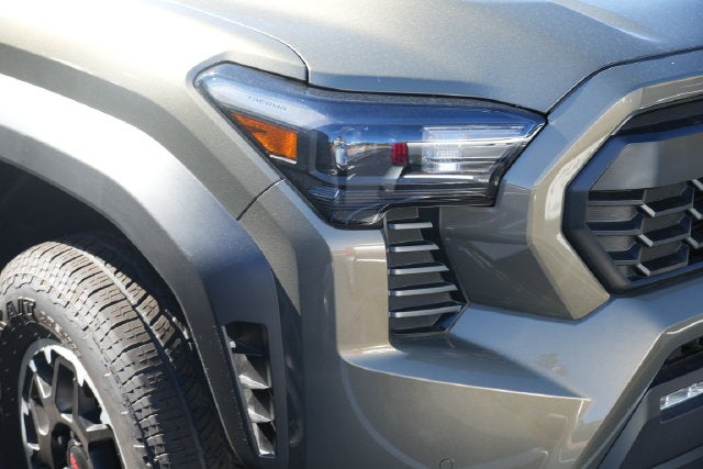 2026 Toyota Tacoma Hybrid TRD Off Road