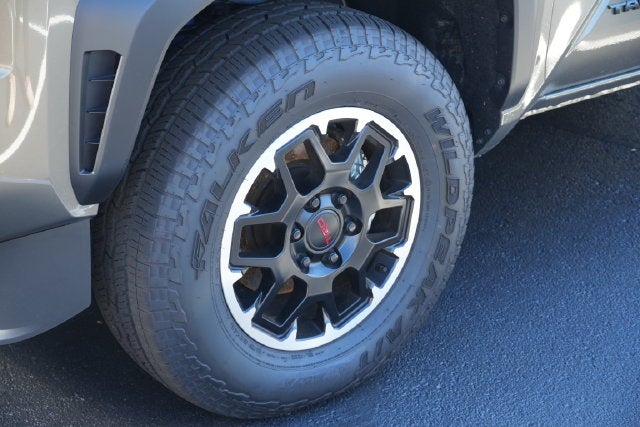 2026 Toyota Tacoma Hybrid TRD Off Road