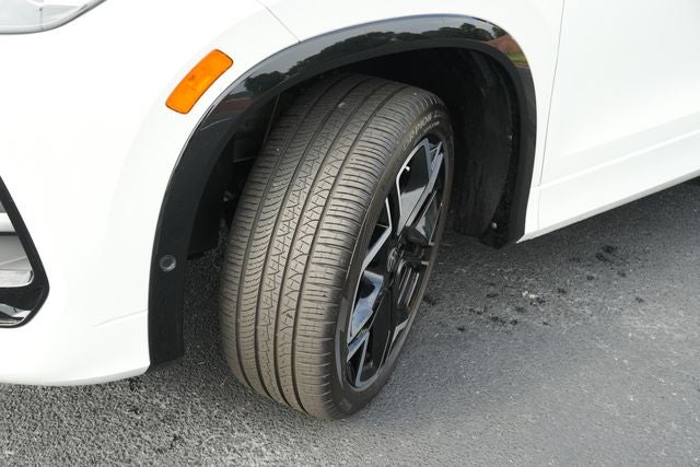 2025 Volkswagen Tiguan 2.0T SEL R-Line