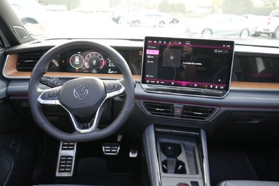 2025 Volkswagen Tiguan 2.0T SEL R-Line