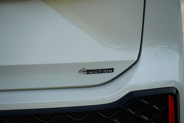 2025 Volkswagen Tiguan 2.0T SEL R-Line
