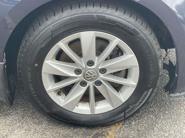 2017 Volkswagen Golf TSI S 4-Door