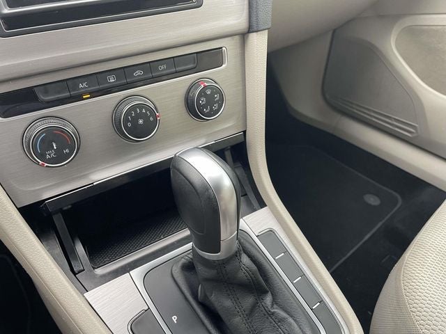 2017 Volkswagen Golf TSI S 4-Door