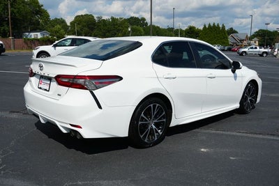 2018 Toyota Camry SE