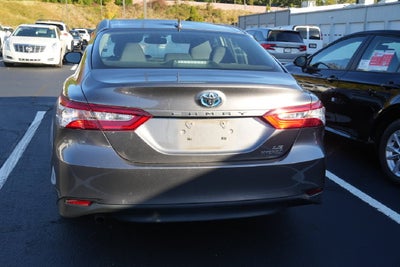 2018 Toyota Camry Hybrid LE