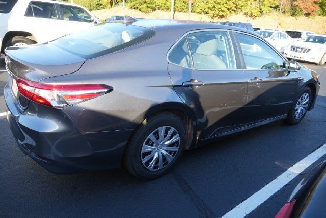 2018 Toyota Camry Hybrid LE