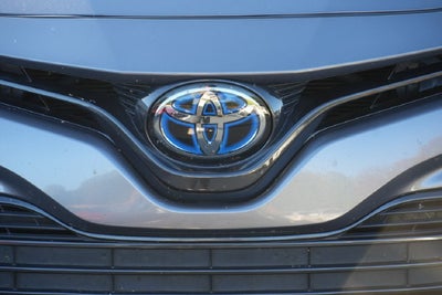 2018 Toyota Camry Hybrid LE