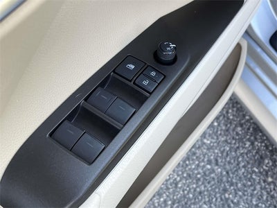 2021 Toyota Camry Hybrid LE