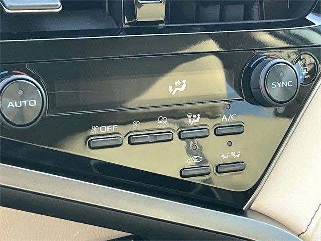 2021 Toyota Camry Hybrid LE