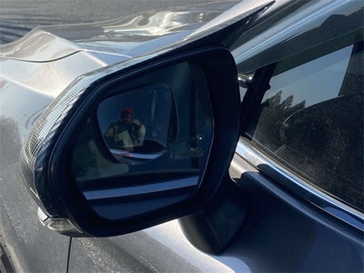 2022 Toyota Camry Hybrid XLE