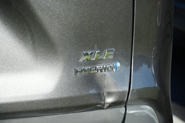 2021 Toyota RAV4 Hybrid XLE Premium