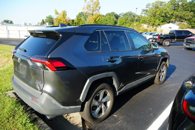 2021 Toyota RAV4 Hybrid XLE Premium