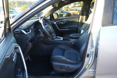 2025 Toyota RAV4 Hybrid XSE
