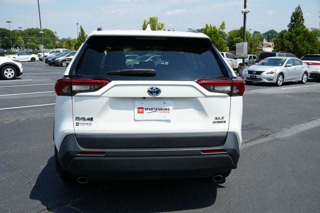 2024 Toyota RAV4 Hybrid XLE