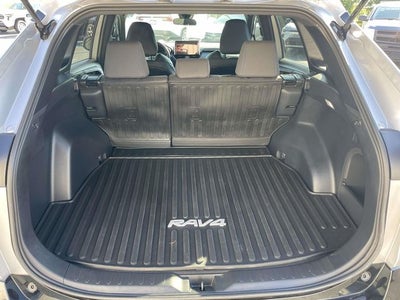 2024 Toyota RAV4 Hybrid SE