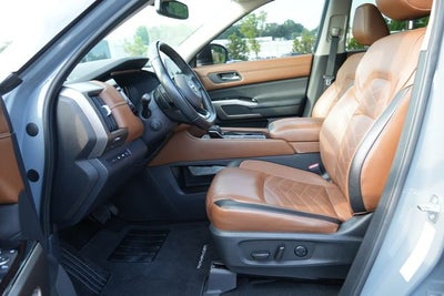 2022 Nissan Pathfinder Platinum