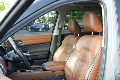 2022 Nissan Pathfinder Platinum