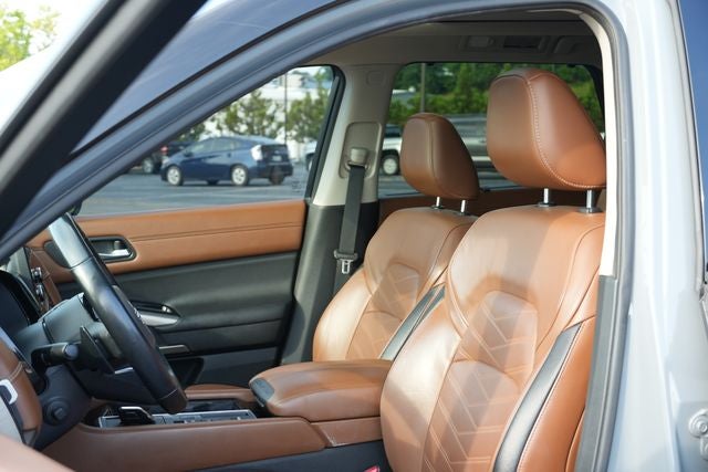 2022 Nissan Pathfinder Platinum
