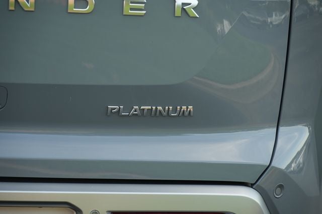 2022 Nissan Pathfinder Platinum