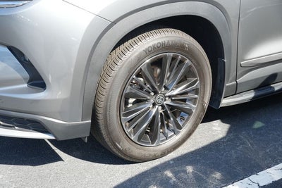 2025 Toyota Grand Highlander Hybrid MAX Platinum