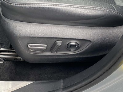 2020 Toyota Highlander Hybrid Platinum