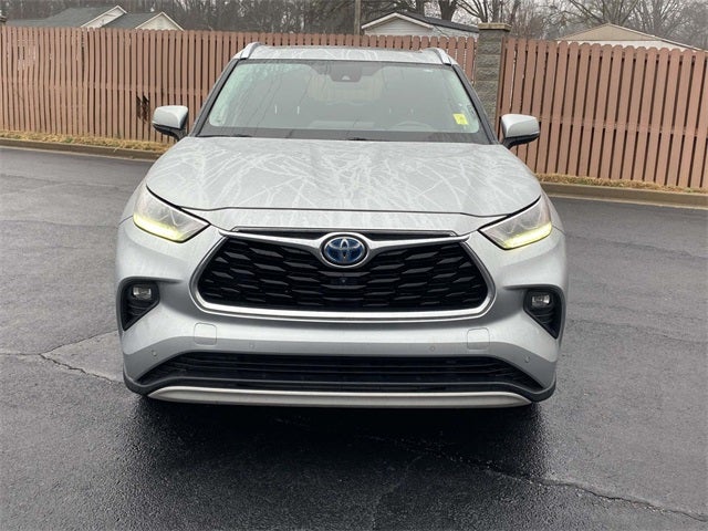 2020 Toyota Highlander Hybrid Platinum