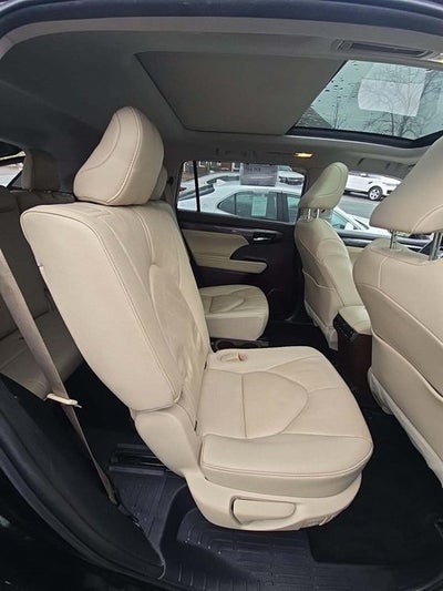 2021 Toyota Highlander Platinum