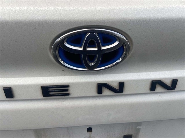 2023 Toyota Sienna XLE 8 Passenger