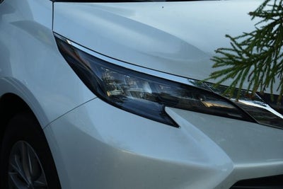 2025 Toyota Sienna XLE 8 Passenger