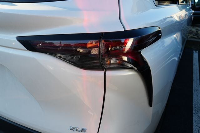 2025 Toyota Sienna XLE 8 Passenger