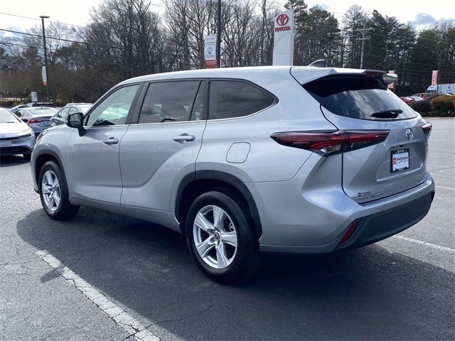 2024 Toyota Highlander LE