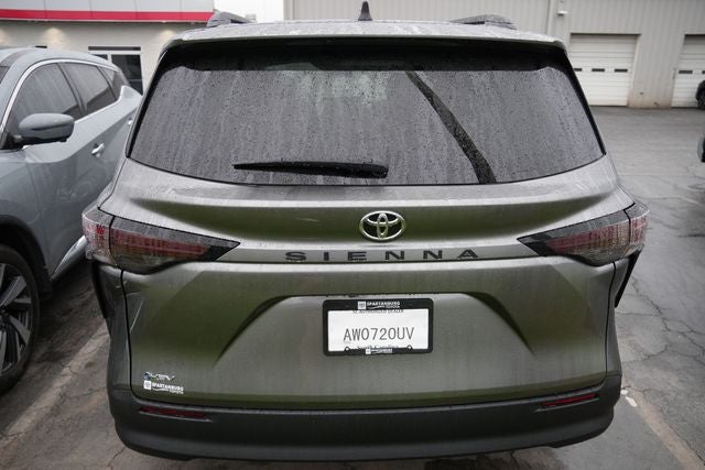 2026 Toyota Sienna LE 8 Passenger